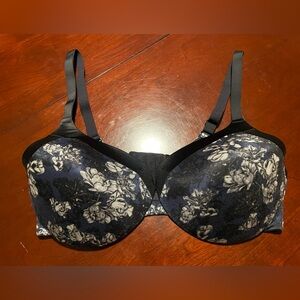 🖤 Maidenform Floral Bra